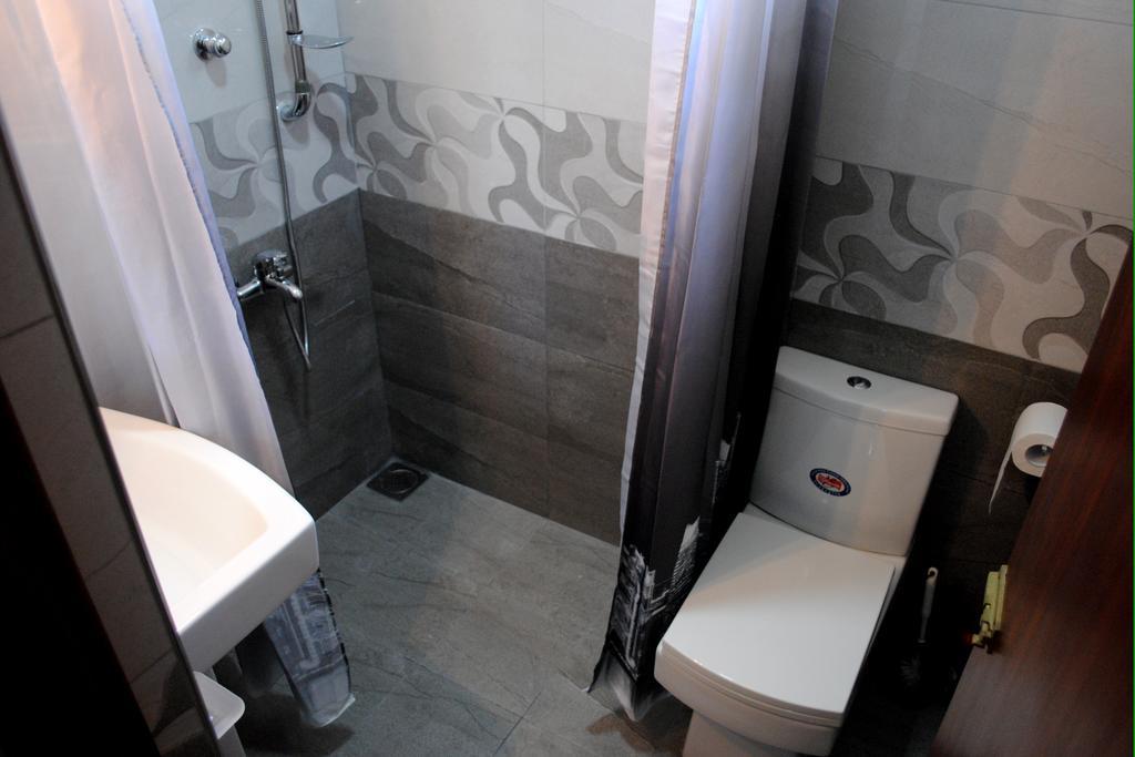 Cinnamon Holiday Inn ฮิกคาดูวา ภายนอก รูปภาพ